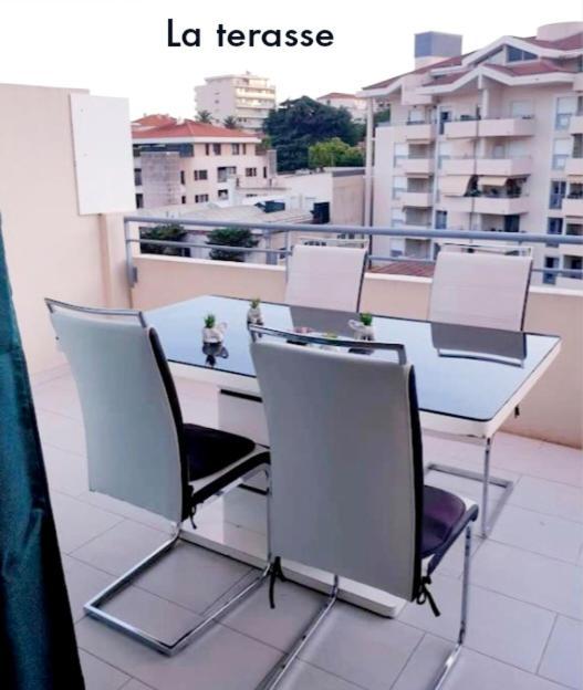 Superbe Appartement A Deux Pas Du Centre Ville Канни Екстер'єр фото